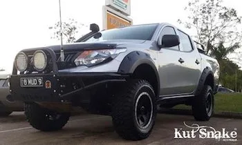 Paralamas Kut Snake Mitsubishi L200 MQ 2015-2017 70mm - Imagem 3