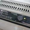 Painel de controle de um refrigerador Engel MD27