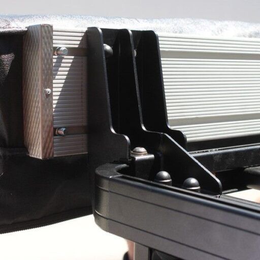 Alternative view of Soporte para toldo de ala Front Runner