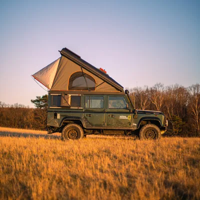 Alu-Cab Roof Conversion ''Icarus'' Land Rover Defender until YOC 2019, black - Imagen 4