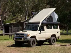 Techo elevable Hércules para Toyota Land Cruiser 78 & 75 beige