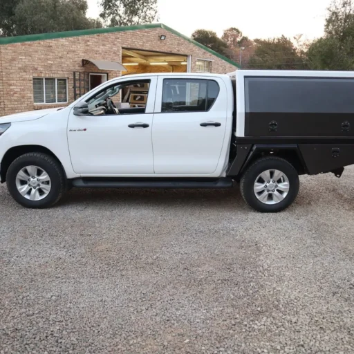 Canopy Bushtech Toyota Hilux Revo DC