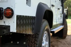 Alternative view of Protección para travesaño para Land Rover Defender 110 (1983-2016) / Negro