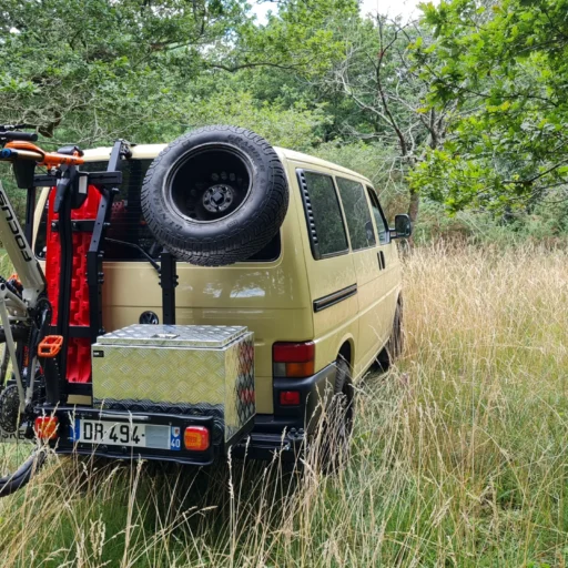 Alternative view of Soporte multiusos Jacquard VW T5 to T6.1