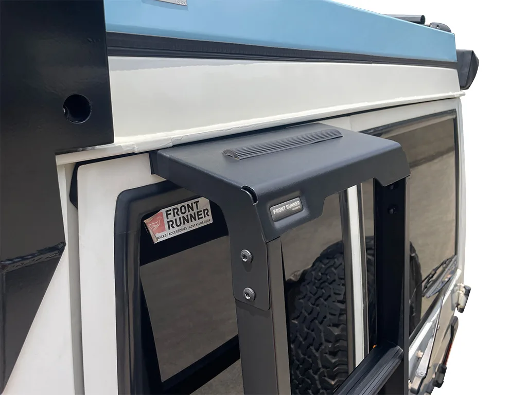 Escalera para Toyota Land Cruiser 78 Troopy - Imagen 2