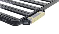 Soporte de montaje para barra de luz LED VX250-CB de 10 "- de Front Runner