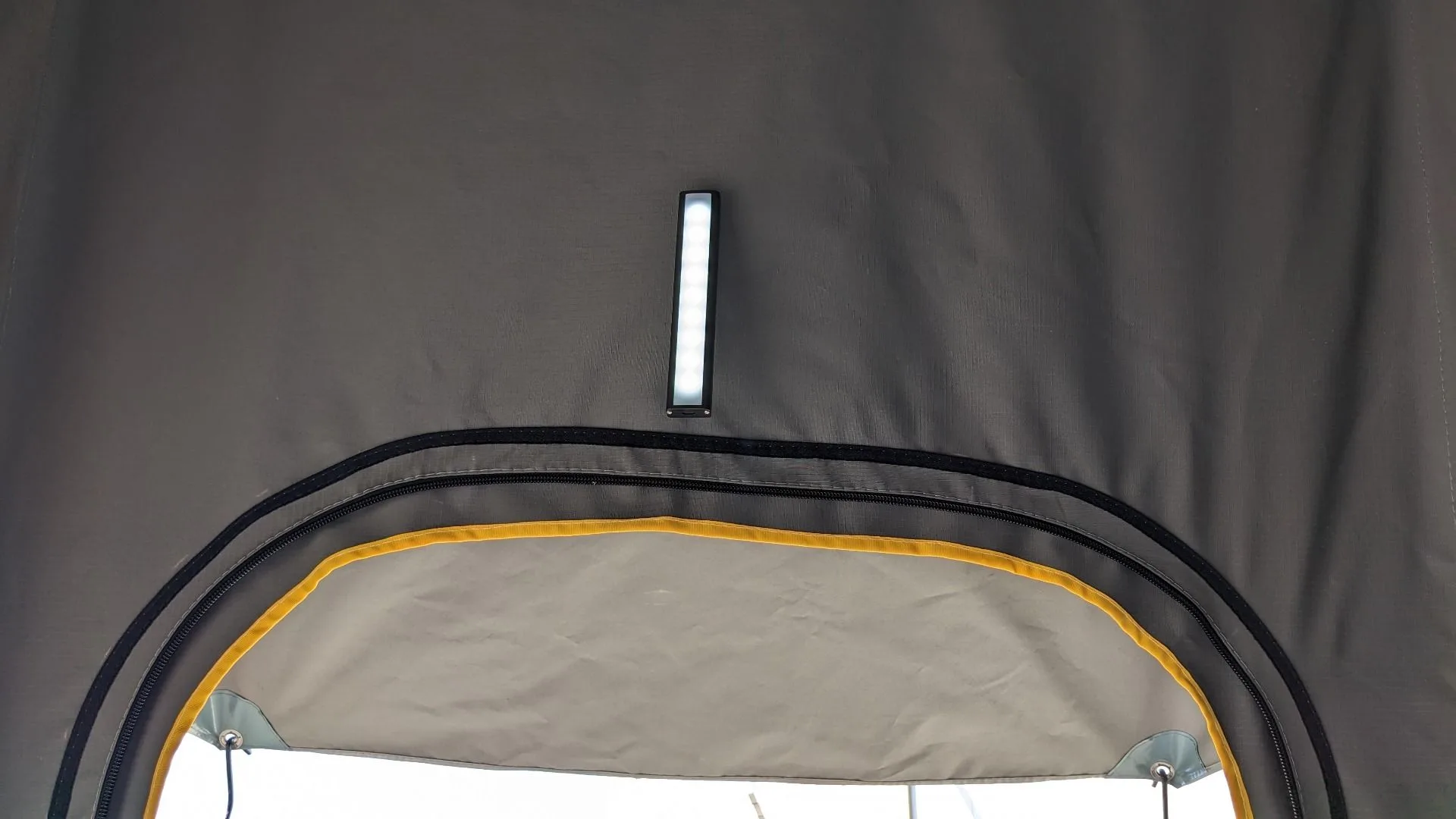 Tenda Aero Quick Pitch na cobertura - Imagem 9