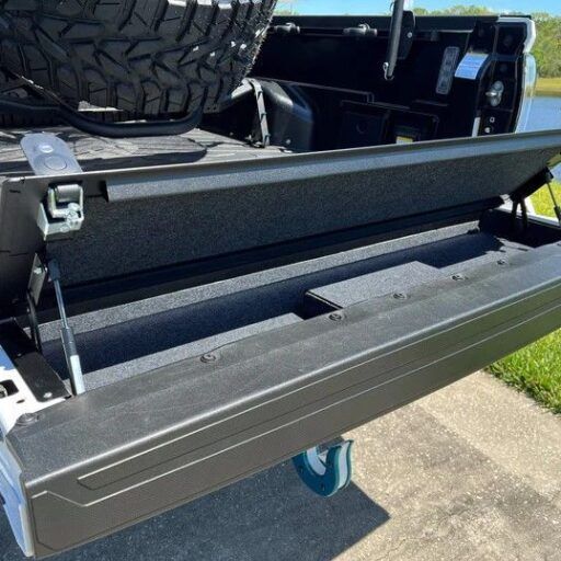 Cajón para portón trasero Toyota Tacoma