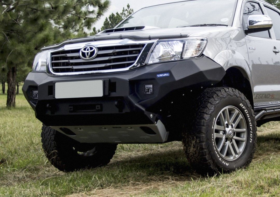 Parachoques Delantero Rival Toyota Hilux Vigo - Imagen 4
