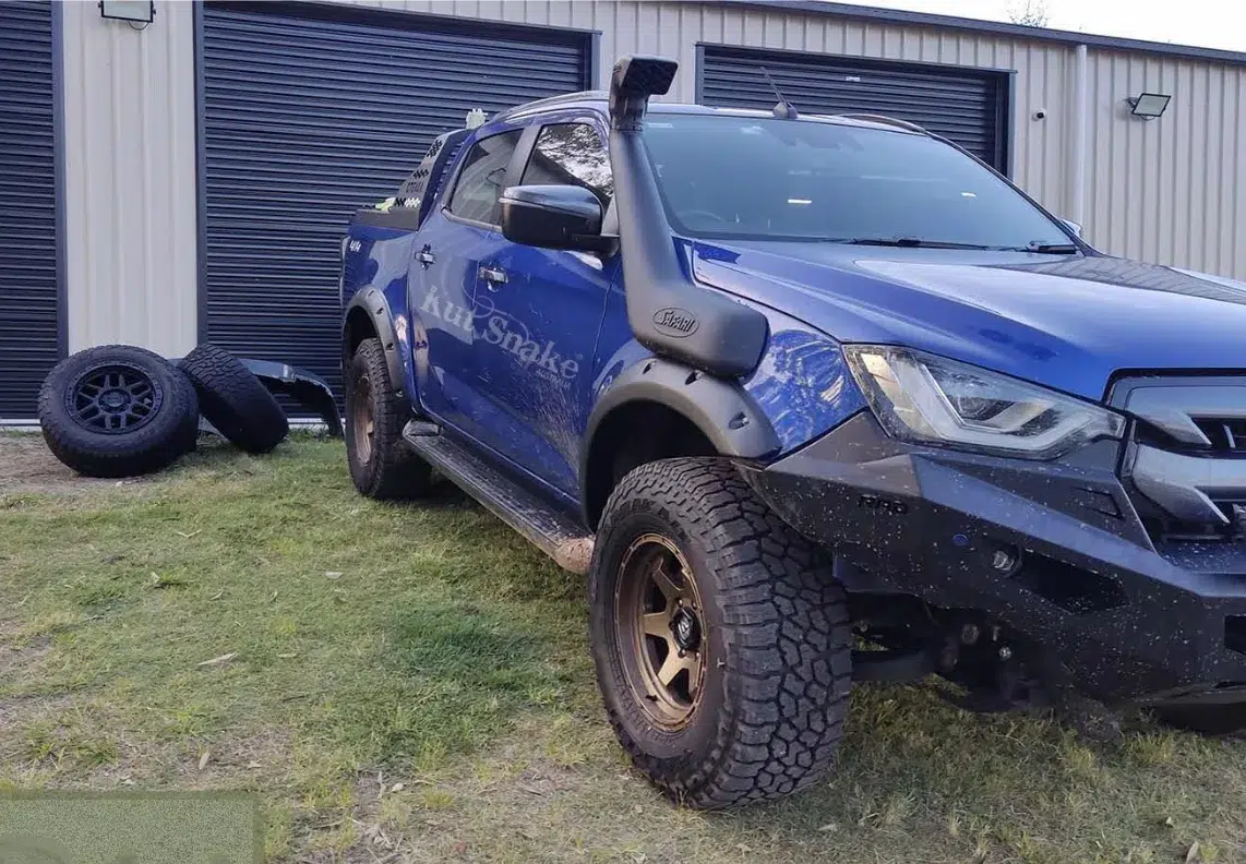 Aletines Kut Snake Isuzu D-Max 65mm 2020+ - Imagen 5