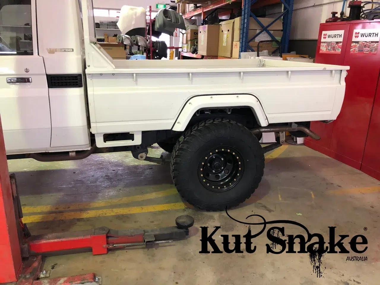 Aletines Kut Snake Toyota Land Cruiser 79 SC 2007-2024 50mm - Imagen 3