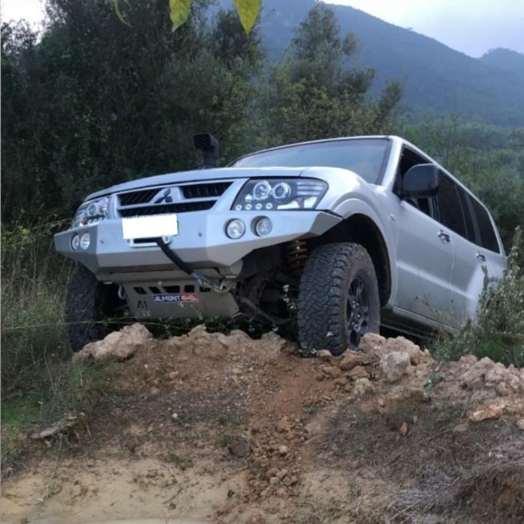 Protección Frontal Mitsubishi Pajero V60-V80-V90_1