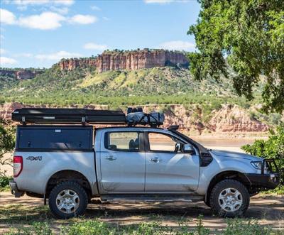 Alu-Cab Canopy Explorer Ford Ford Ranger 2012+ DC Negro Liso1