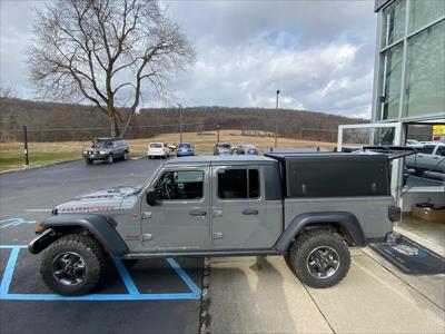 Alu-Cab Canopy Explorer Jeep Gladiator 2019+ DC Negro Liso2