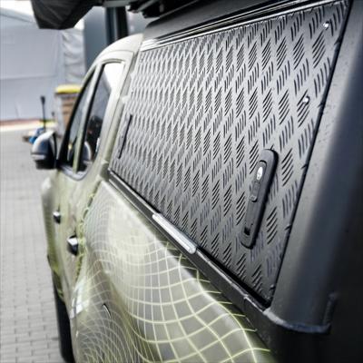 Alu-Cab Canopy Explorer Mitsubishi L200Fiat Fullback 2016+ DC Negro Estriado2