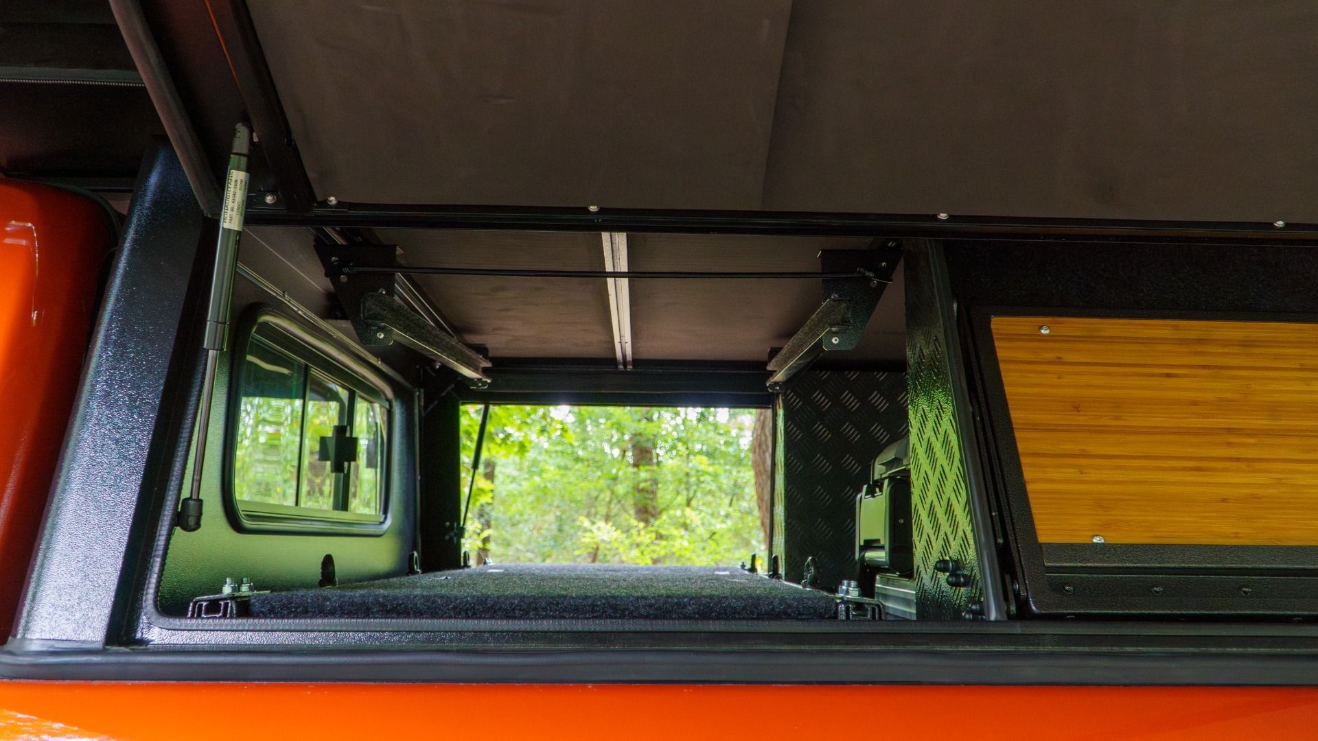 Canopy Bushtech Premium Toyota Hilux Revo 2016+2