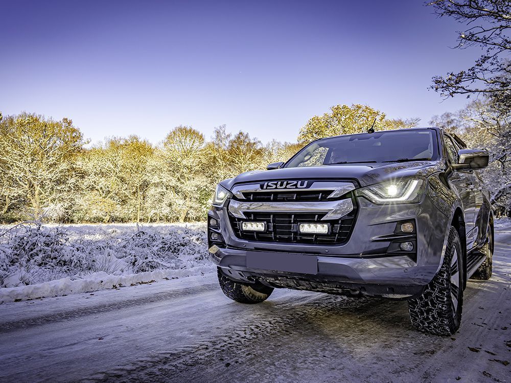 Kit griglia Isuzu D-Max (2021-2022) Triple-R 750