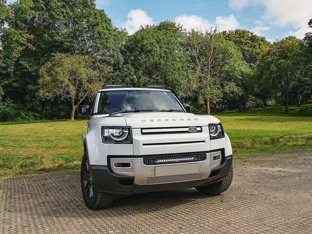 Kit Parrilla Land Rover Defender (2020-Present) Linear7