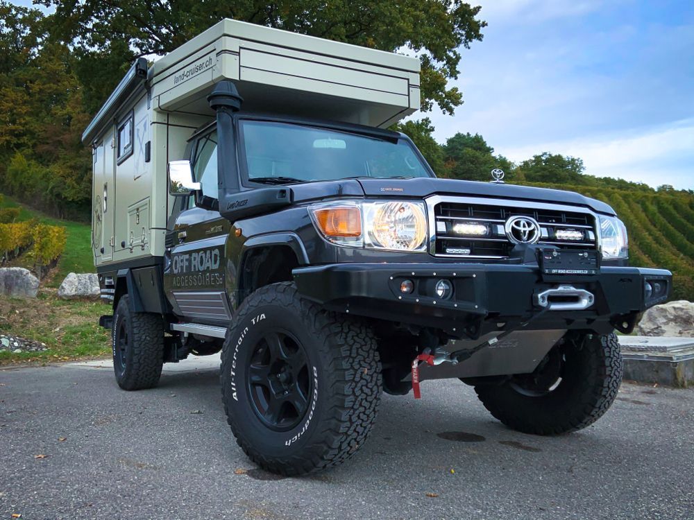 Toyota LC70 Grill Kit (2007-2023)