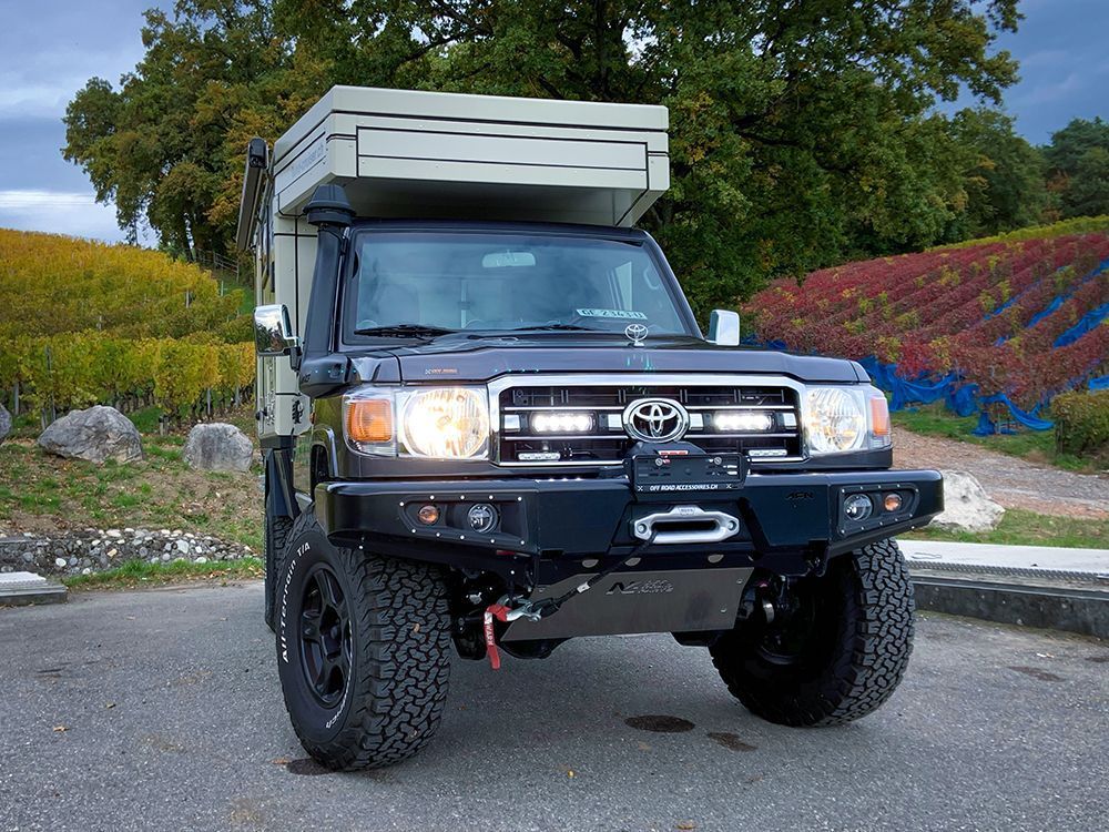 Toyota LC70 Grill Kit (2007-2023)7