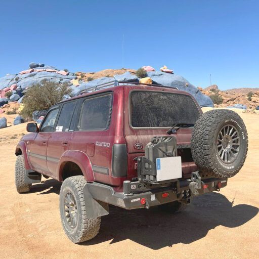 Paragolpes trasero Toyota Land Cruiser 80