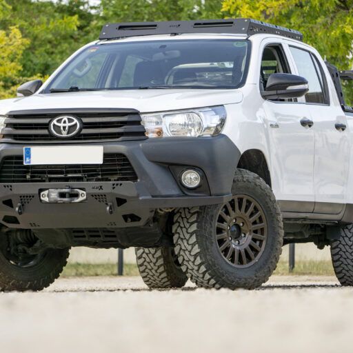 Paragolpes delantero Híbrido Toyota Hilux3