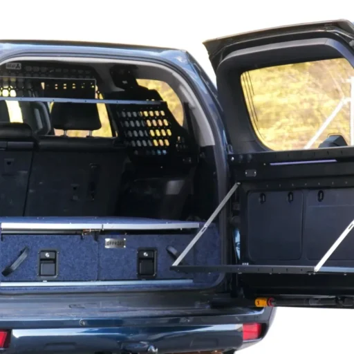 Mesa abatible en portón trasero Toyota LC 150