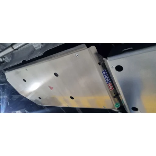 Protección depósito combustible Ford Transit Custom / Tourneo Custom 2020-24