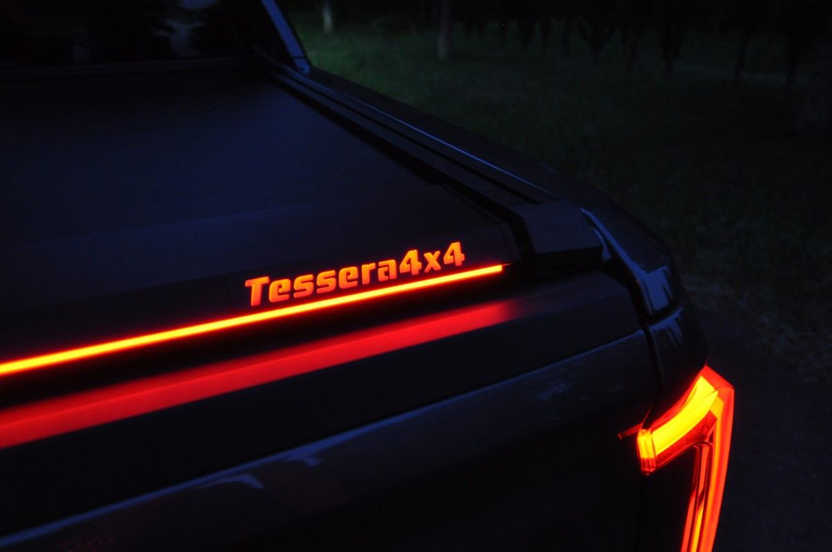 Persiana TESSERA ROLL+ para rollbar Aventura VW Amarok 2023+ DC6